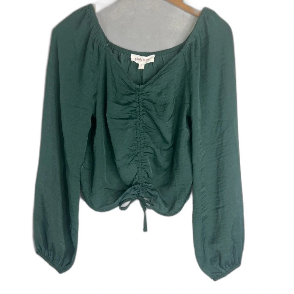 Pink Rose NWT Evergreen Long Sleeve‎ Vneck Drawstring Pull Front Size Small